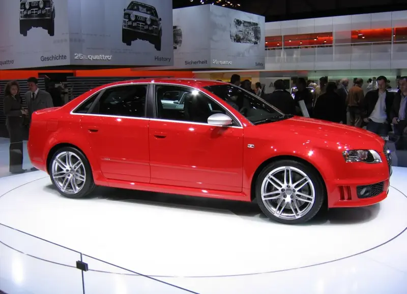 Audi RS4 - 2