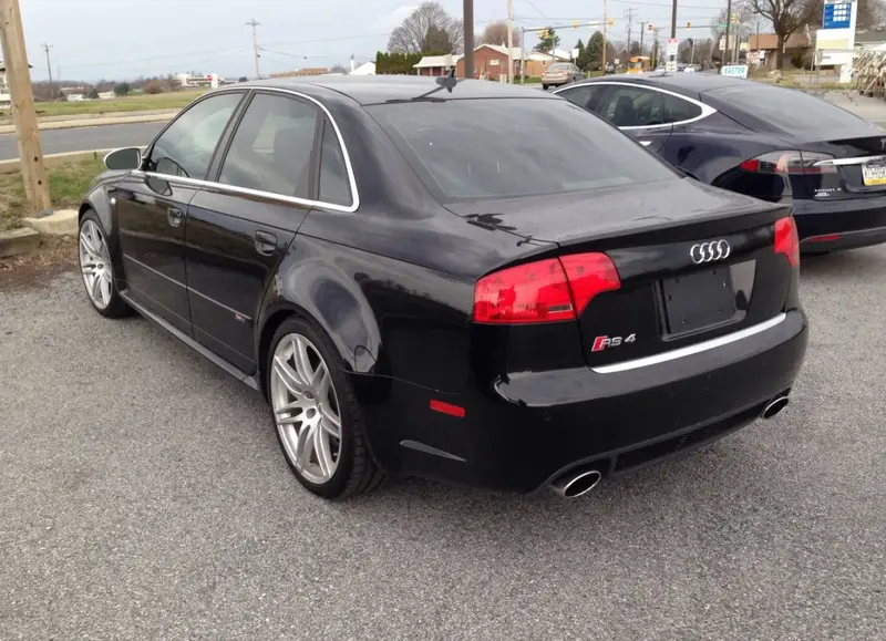 Audi RS4 - 4