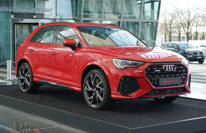 Audi RSQ3 - 2