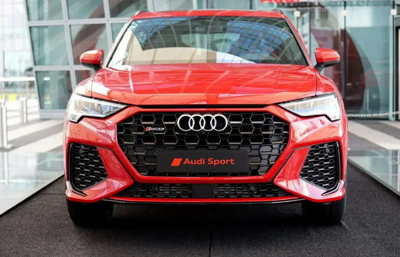 Audi RSQ3 - 3