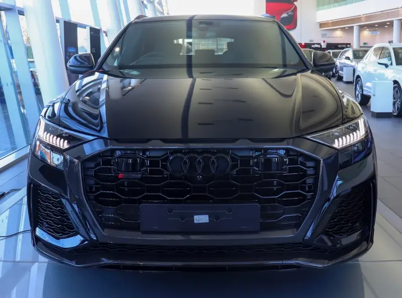 Audi RSQ8 - 4