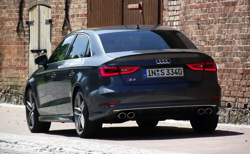 Audi S3 - 4