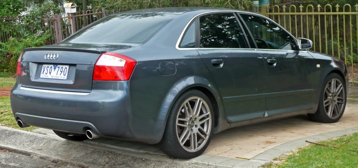 Audi - 2