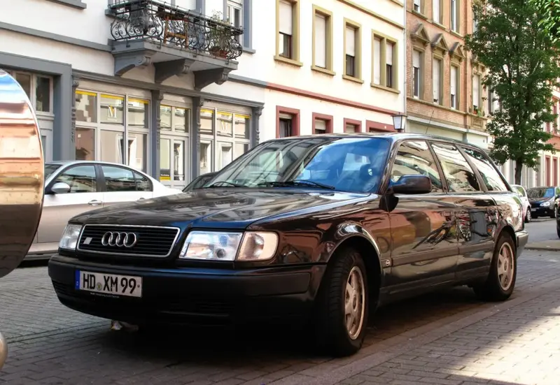 Audi S4 S4 Avant (4A,C4)