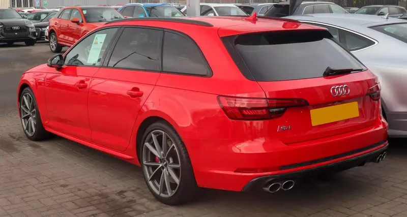 Audi S4 - 2