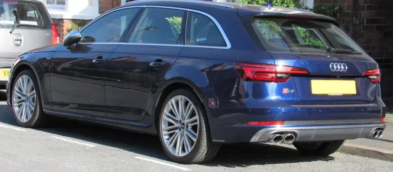 Audi S4 - 4
