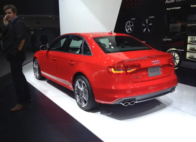 Audi S4 - 4