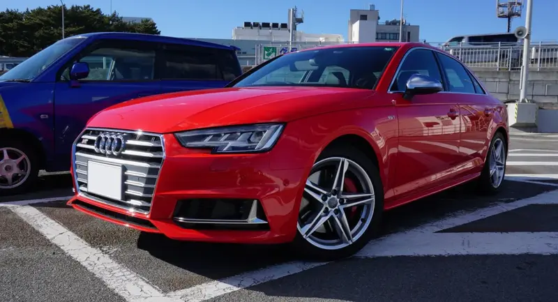 Audi S4 - 5