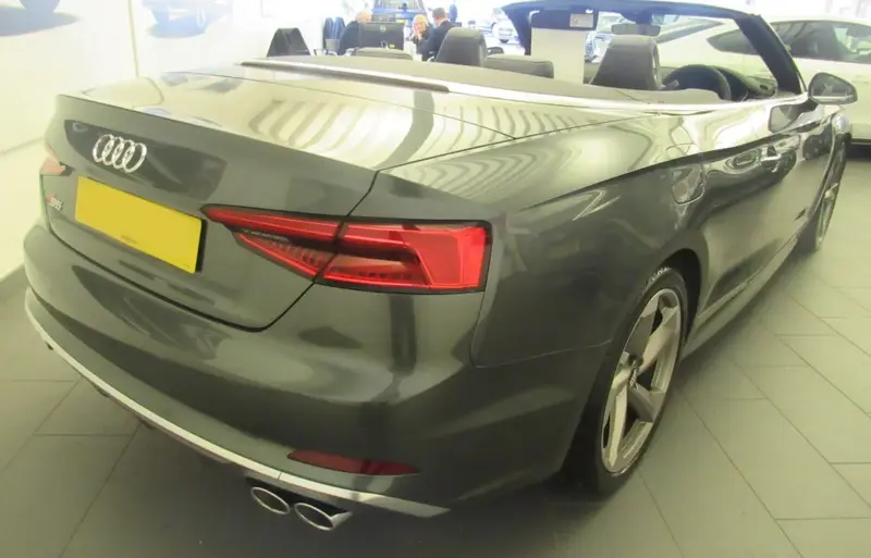 Audi S5 - 2