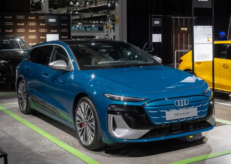 Audi S6 e-tron S6 e-tron