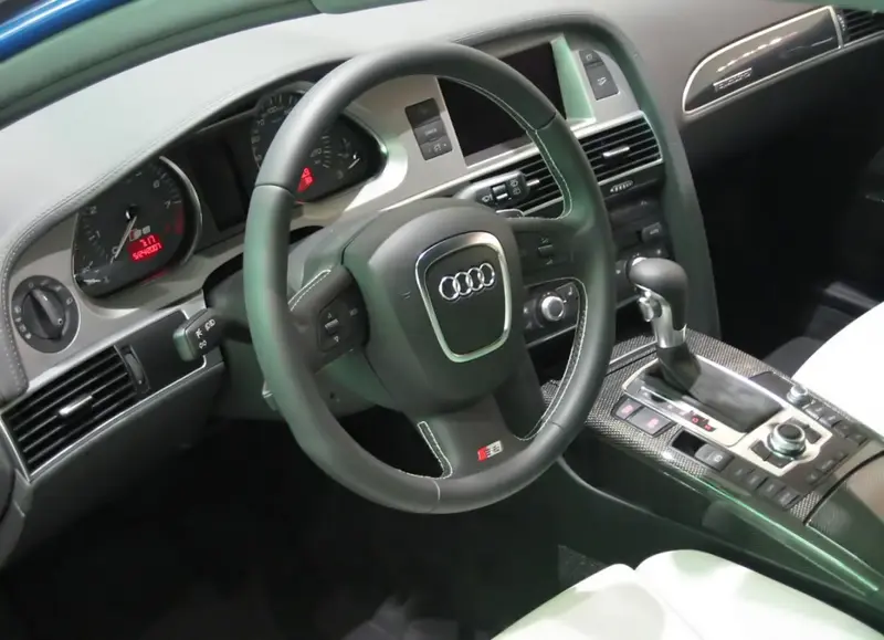 Audi S6 - 3