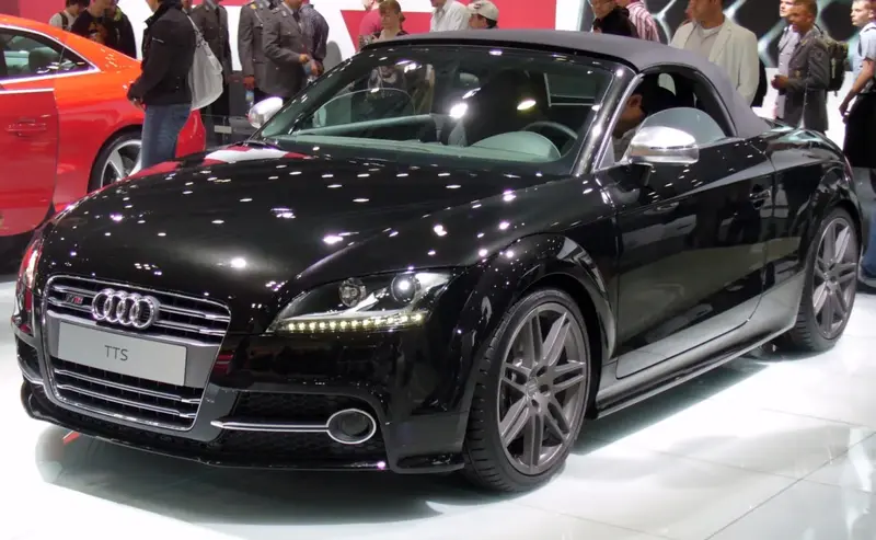 Audi TT TTS Roadster (8J, facelift 2010)