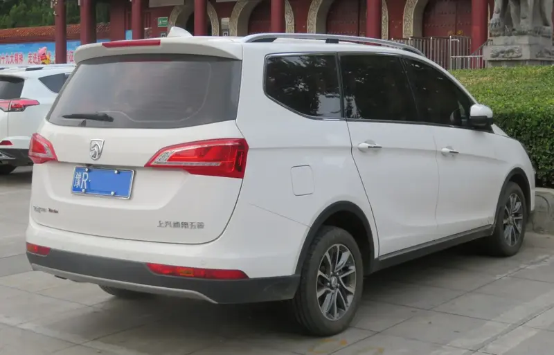 Baojun 730 - 2