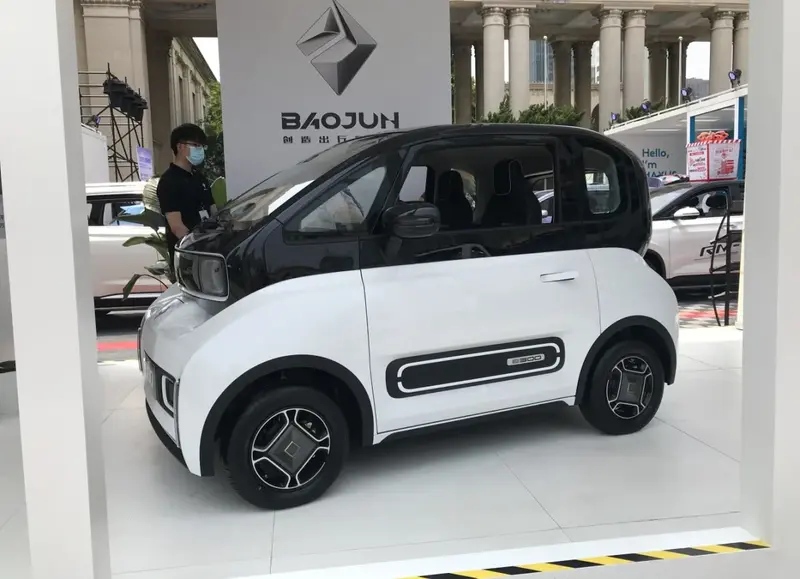 Baojun E300/KiWi EV - 2