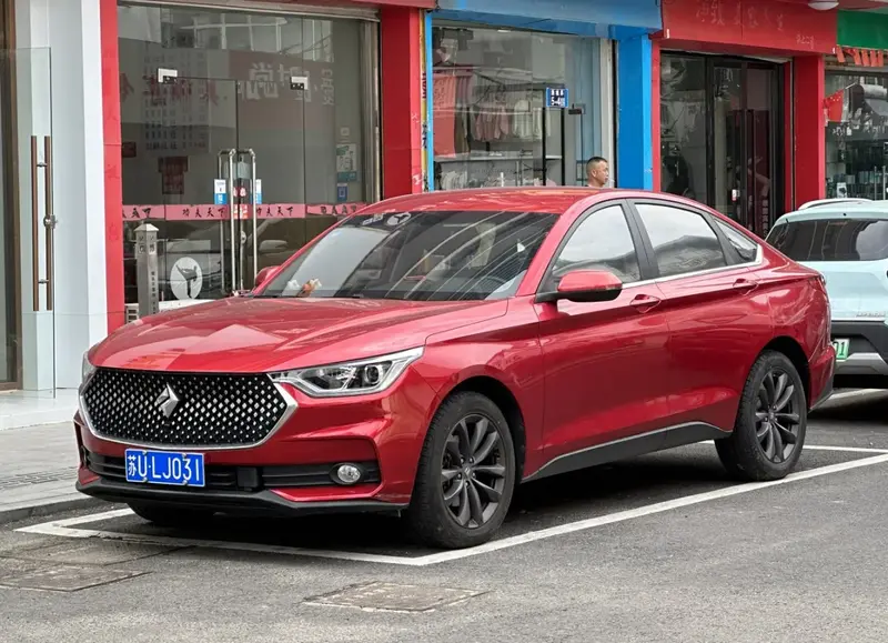 Baojun RC-6 - 1