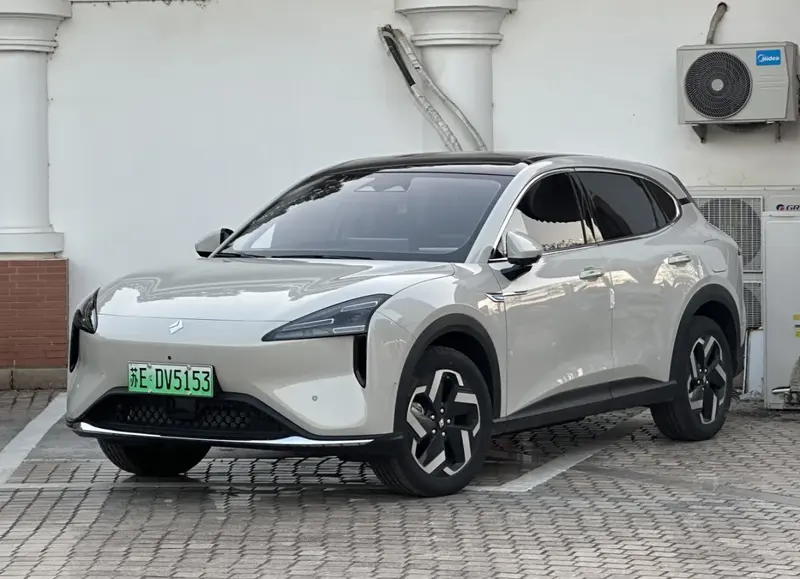 Baojun Yunhai - 6