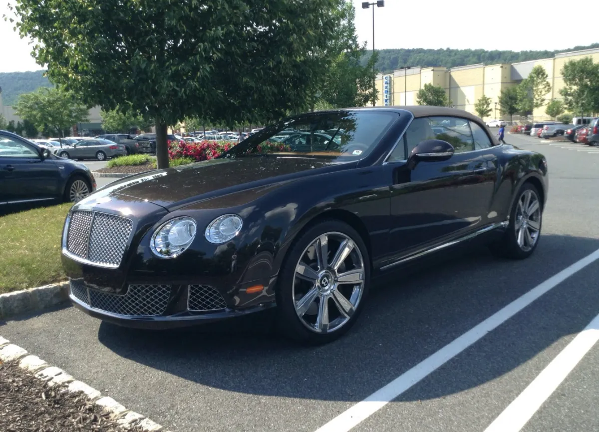 Bentley - 12