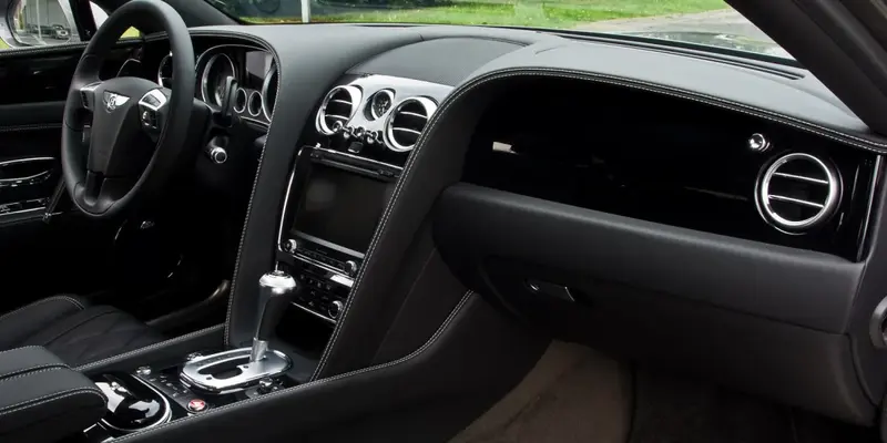 Bentley Flying Spur - 6