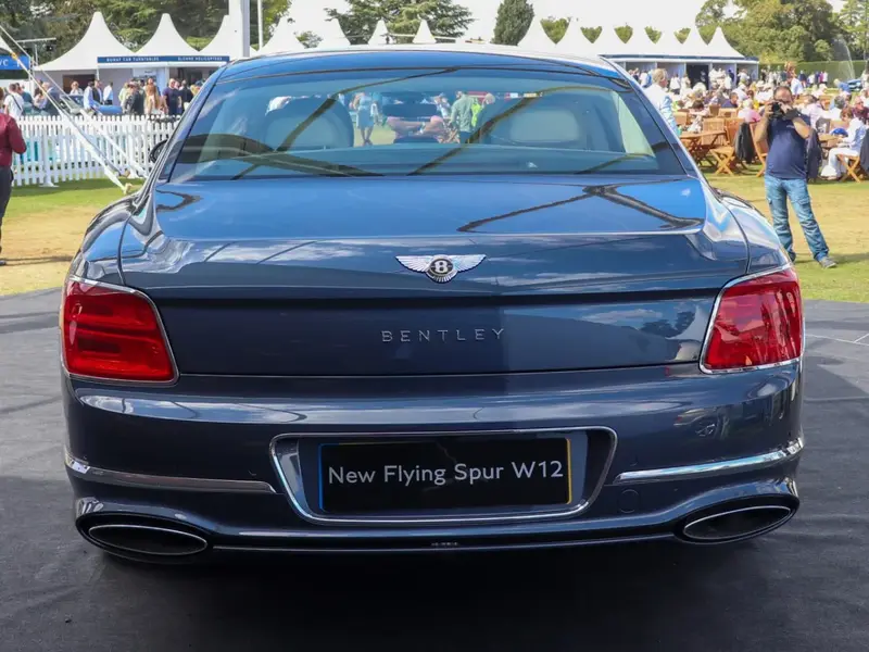 Bentley Flying Spur - 2
