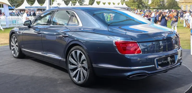 Bentley Flying Spur - 3