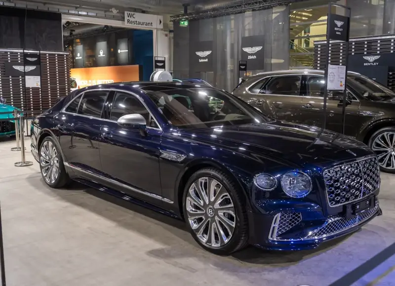 Bentley Flying Spur - 2
