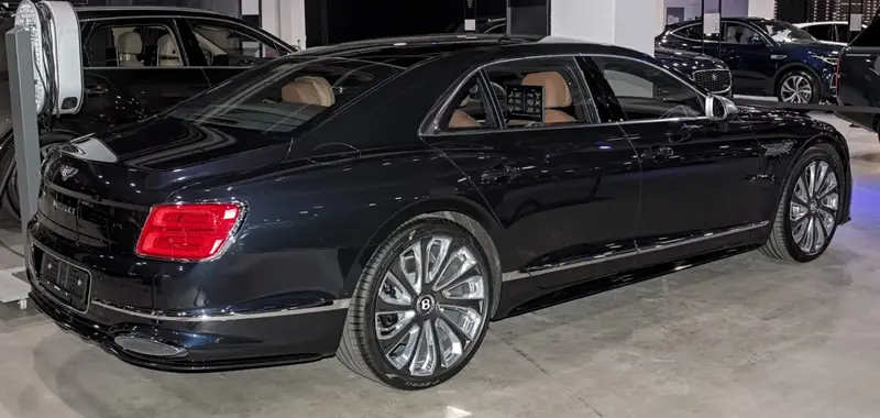 Bentley Flying Spur - 6