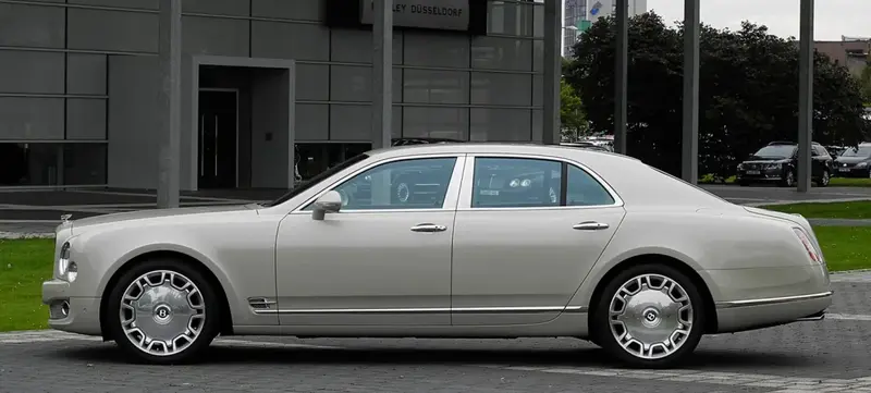 Bentley Mulsanne - 4