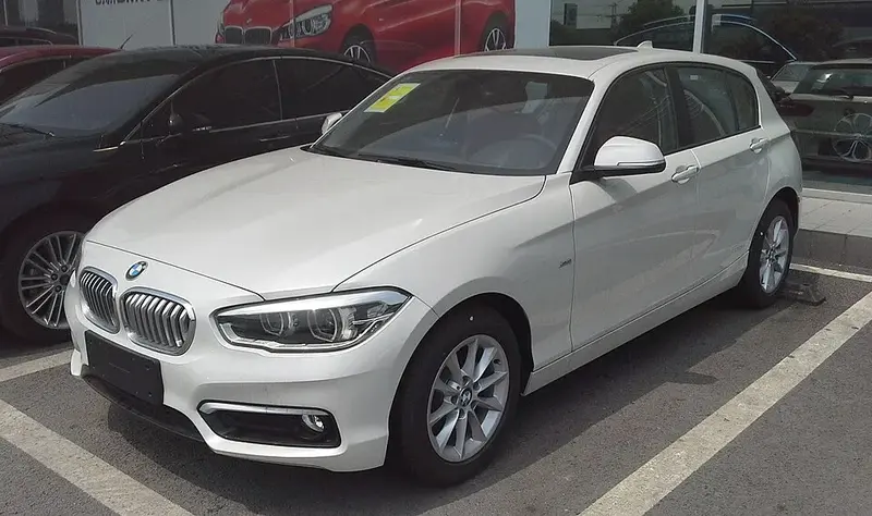 BMW 1 Serisi 1 Serisi Hatchback 5dr (F20 LCI, facelift 2015)