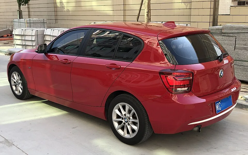 BMW 1 Serisi - 2