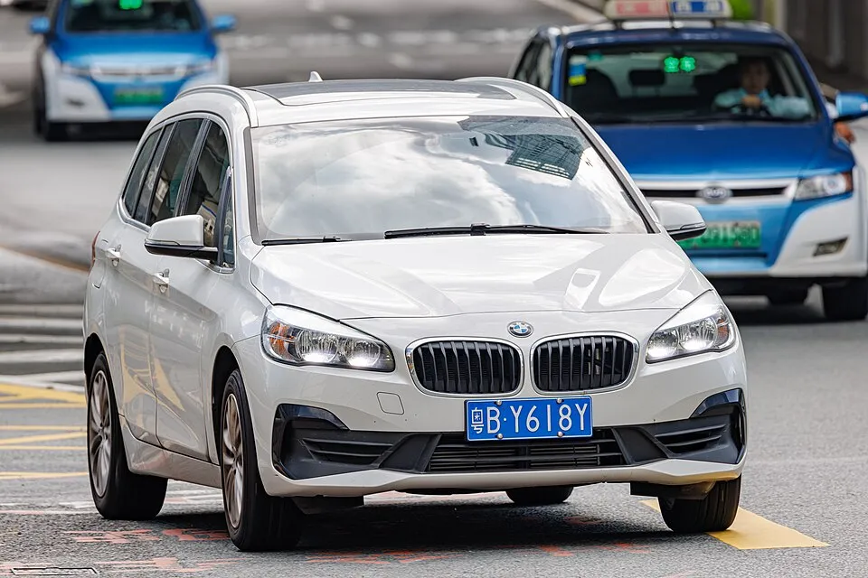 BMW 3