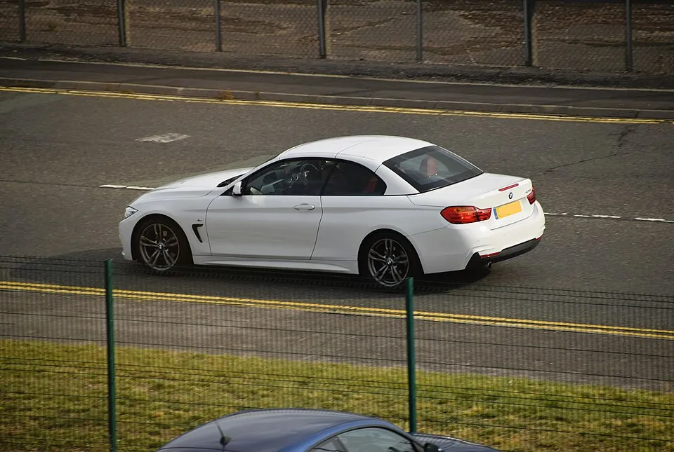 BMW 2
