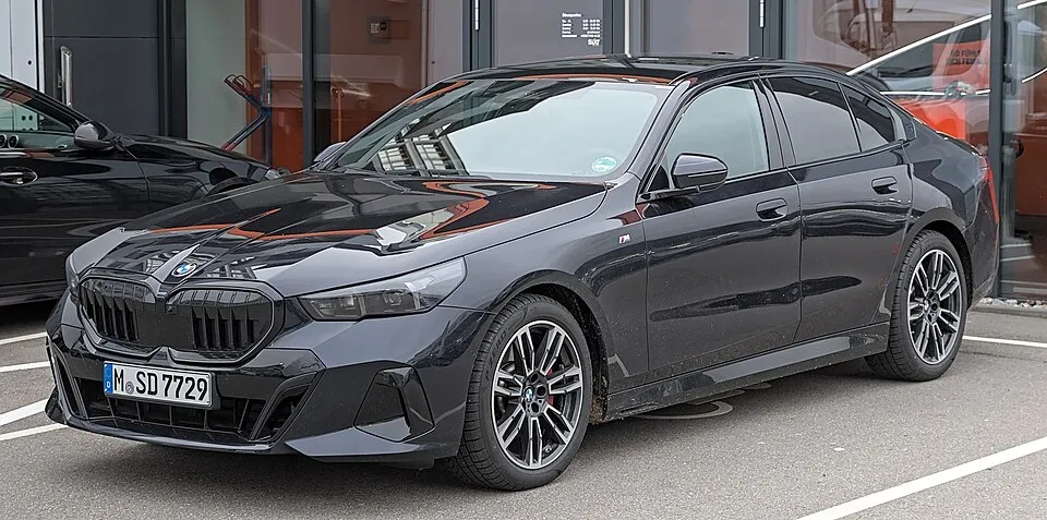 BMW 5 Serisi - 3