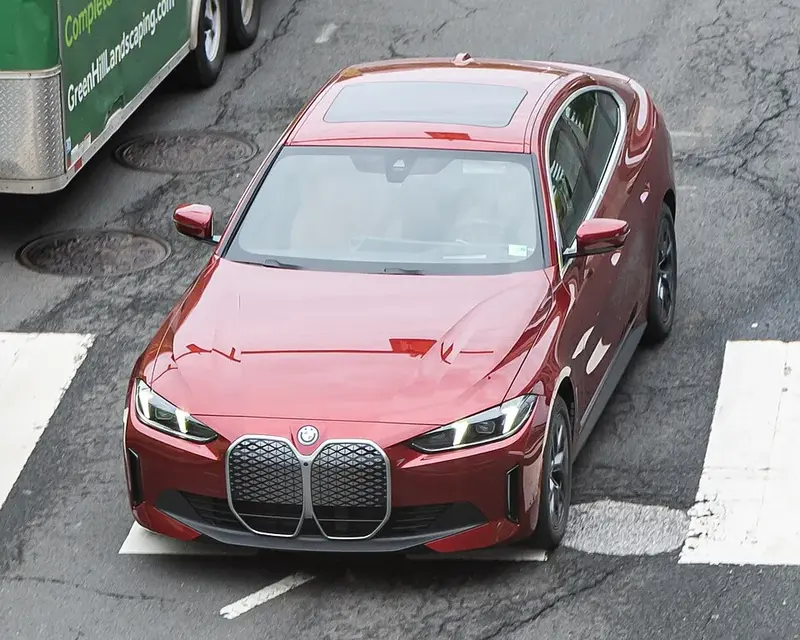 BMW i4 - 3