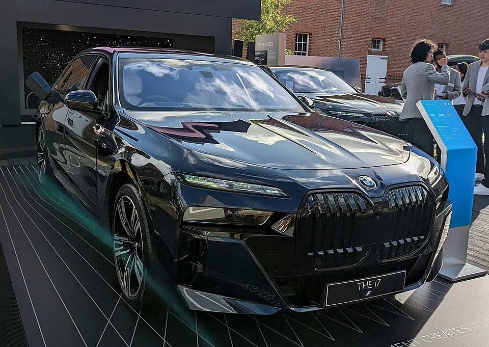 BMW i7 i7 (G70)