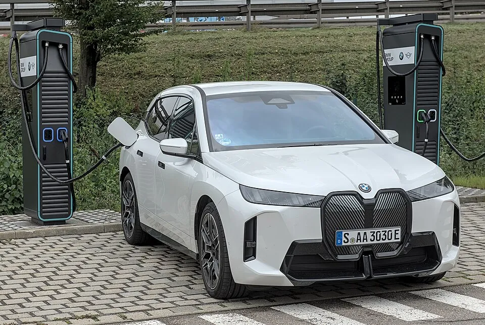 BMW iX iX (i20 LCI, facelift 2025)