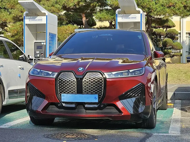 BMW iX iX (i20)