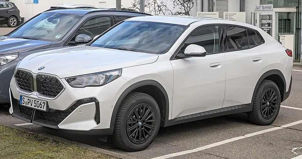 BMW iX2 - 2