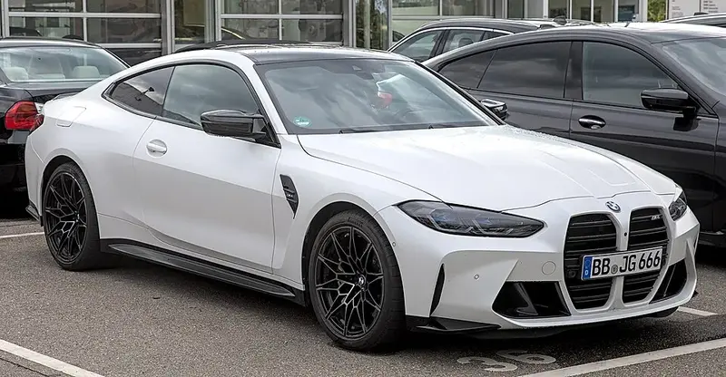 BMW M4 - 4