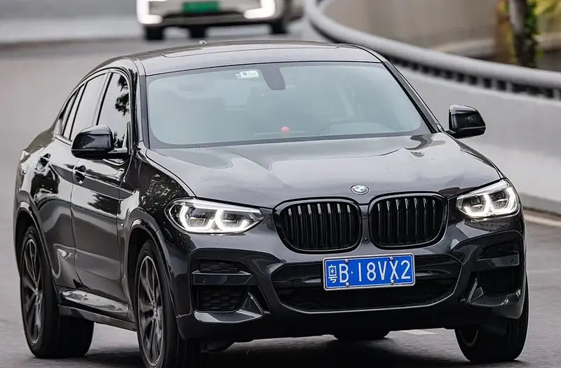 BMW X4 - 1