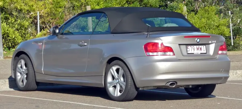 BMW 1 Serisi - 2