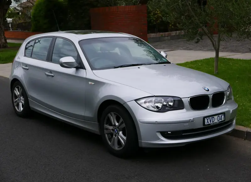 BMW 1 Serisi 1 Serisi Hatchback 5dr (E87 LCI, facelift 2007)