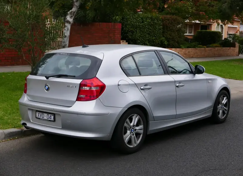 BMW 1 Serisi - 2