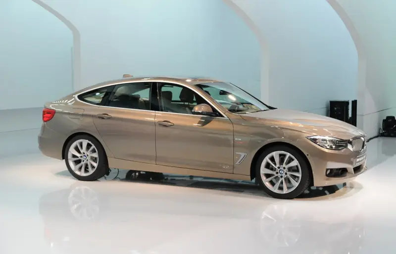 BMW 3 Serisi - 2