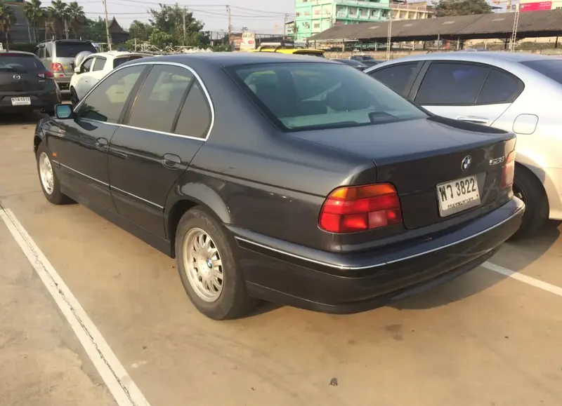 BMW 5 Serisi - 6