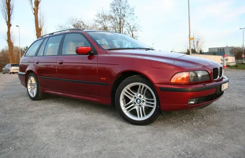 BMW 5 Serisi - 2