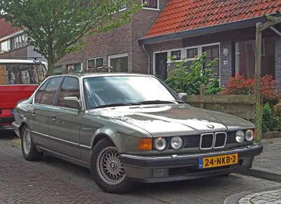 BMW 7 Serisi 7 Serisi (E32)