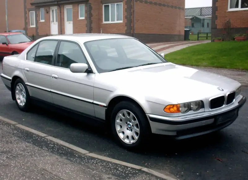 BMW 7 Serisi - 6