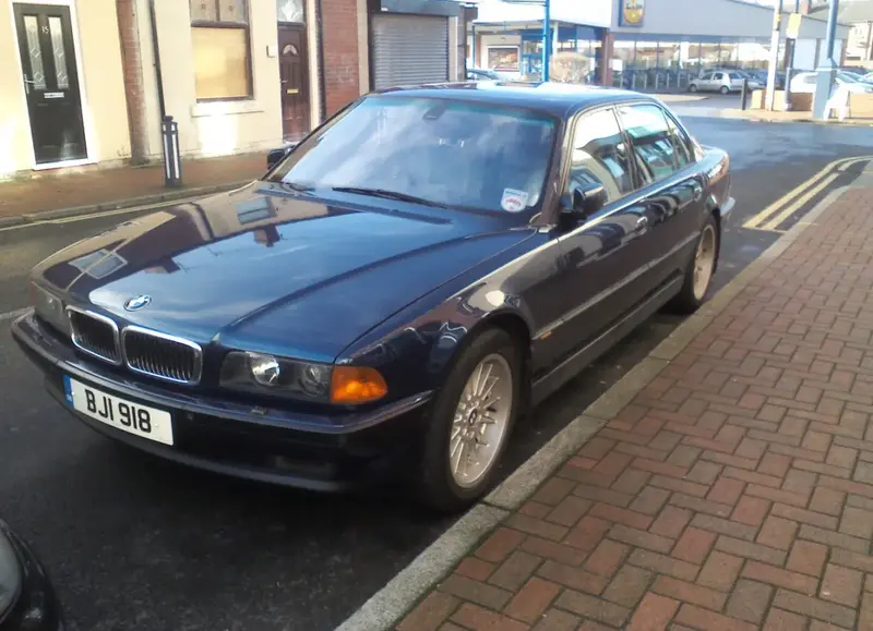 BMW 7 Serisi - 3