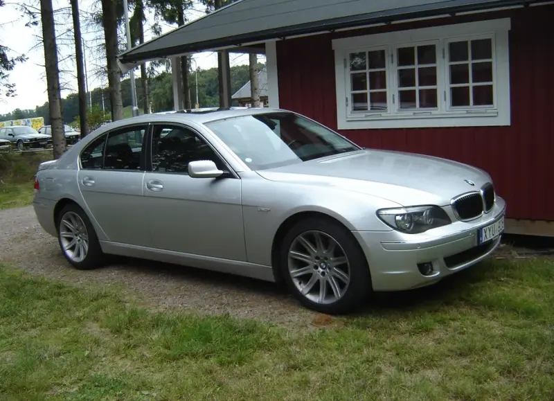 BMW 7 Serisi - 3