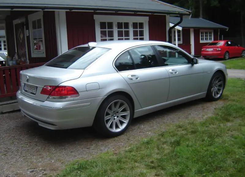 BMW 7 Serisi - 4